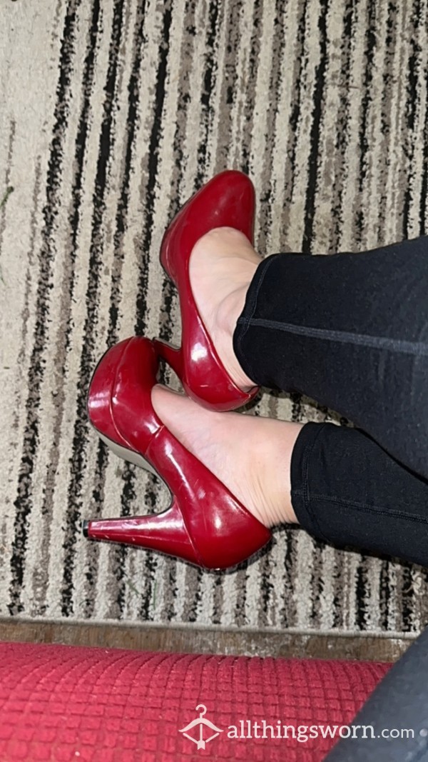 Red High Heels 👠