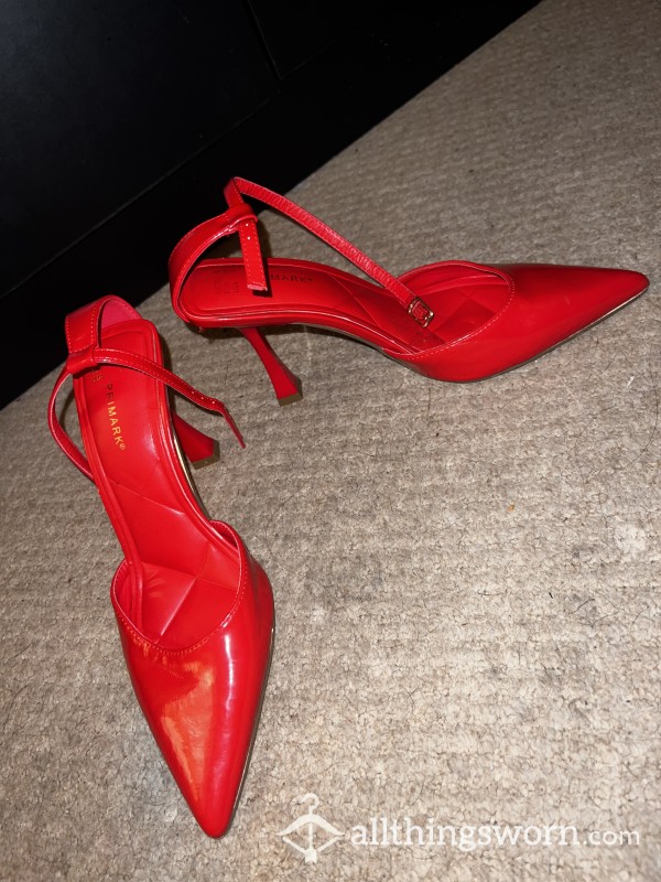Red High Heels 👠