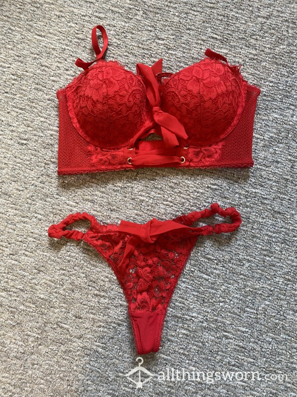 Red Lace Set