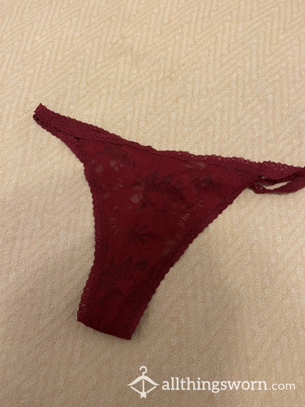 ✨Red Lace Thong✨