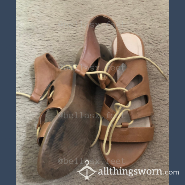 TAN ROMAN STYLE TIE UP SANDALS- Well Worn, Used & Soilded