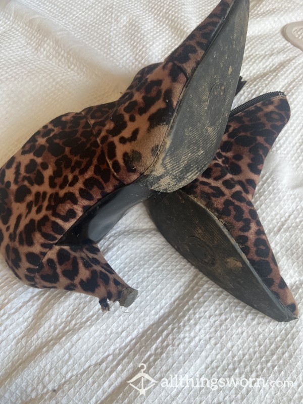 Ruined Muddy Leopard Print Boots