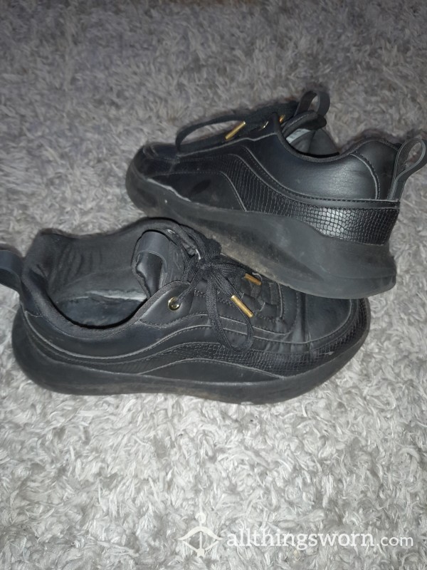 Stinking Ruined River Island Trainers / Sneakers Size 9 Wide Fit