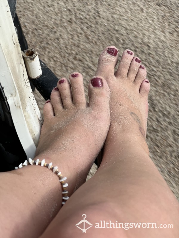 Sandy Jeep Feet 👣