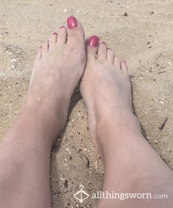 Sandy Toes