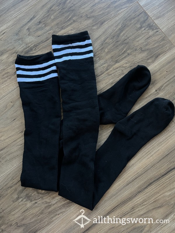 Schoolgirl Thigh High Socks In Black And White