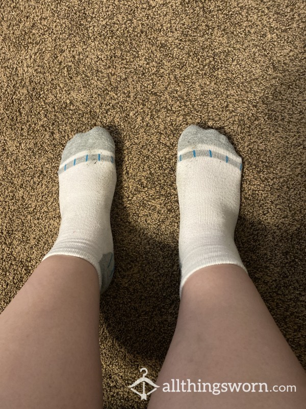 See What’s Under My Socks, I Want My Toes Sucked