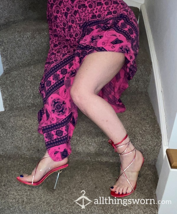 Selection Of Pics On Stairs Showing A Bit Of Knickers And Leg With Heels