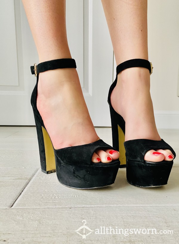 Sexy Black Suede Platform Heels, Dying To Be Ruined.