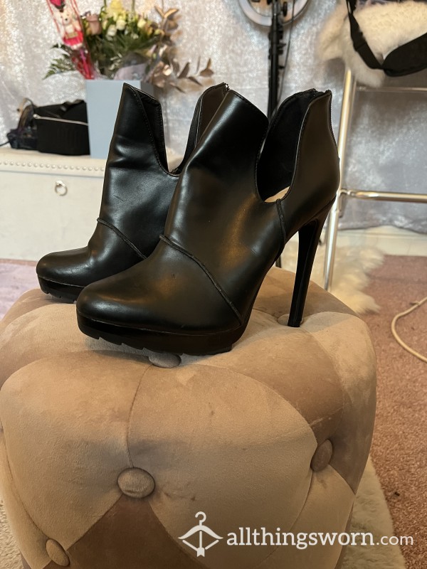 Sexy Boot Heels From Tokyo Trip