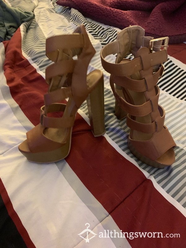 Sexy Brown Heels 👠