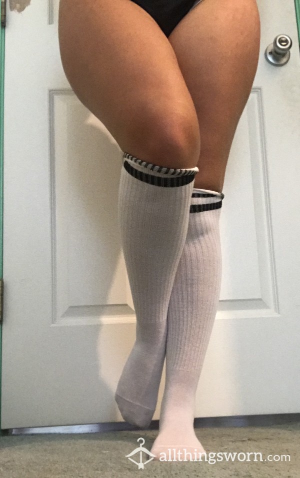Sexy Knee-high Socks- Currently Wearing