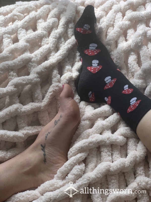 Sexy Mushroom Calf High Socks