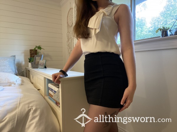 Sexy Office Assistant Photoset
