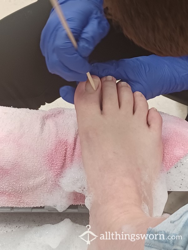 Sexy Spring Pedicure With Foot Massage Video