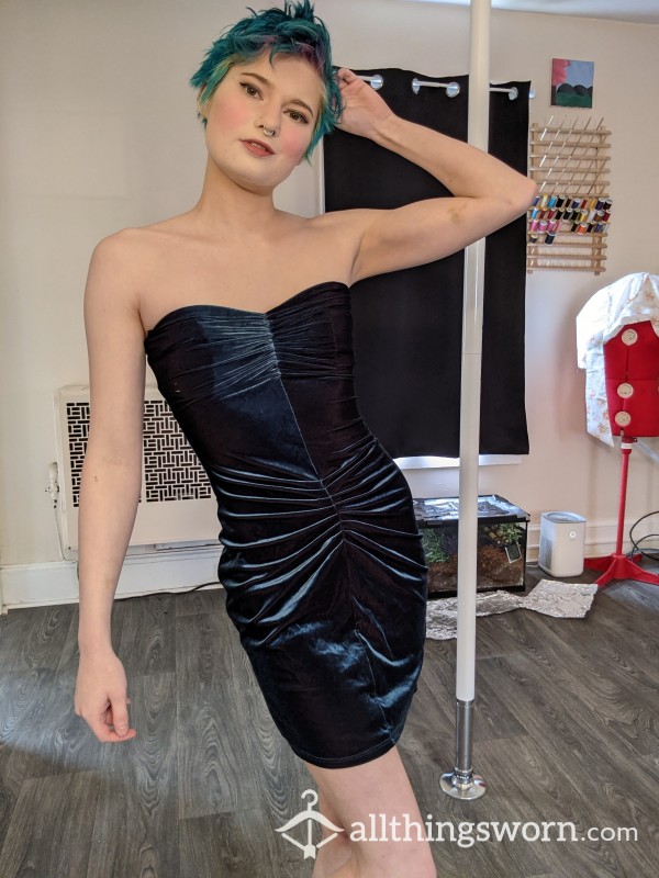 Sexy Strapless Velvet Clubbing Mini Dress