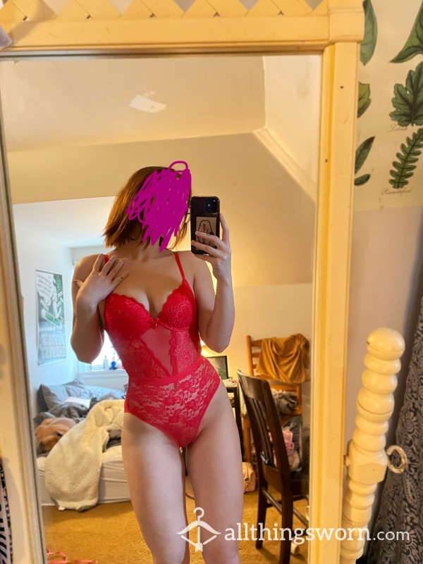 🍒Sexy Well-worn Red Lace Teddy Bodysuit🍒