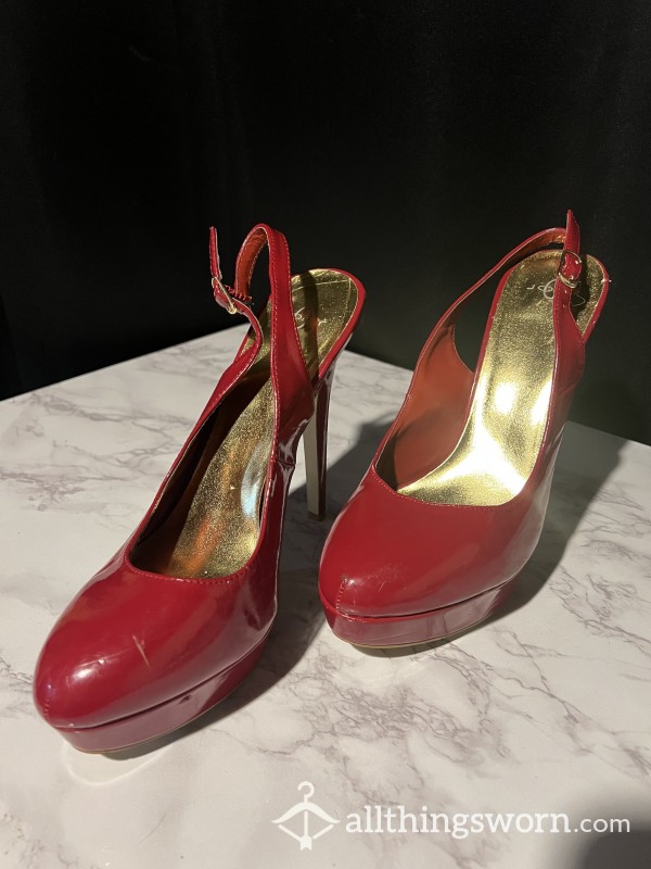 Shine On In These Sexy Red Heels, Size 10