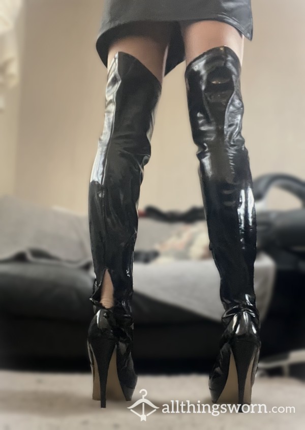 Shiny Black Thigh Boots That Can Be Purchased
