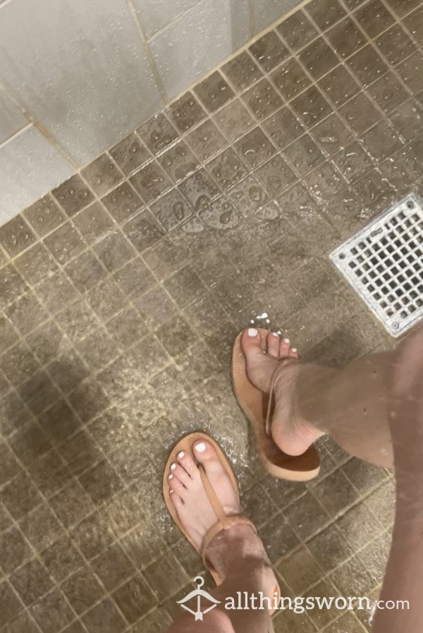 Shower Feet