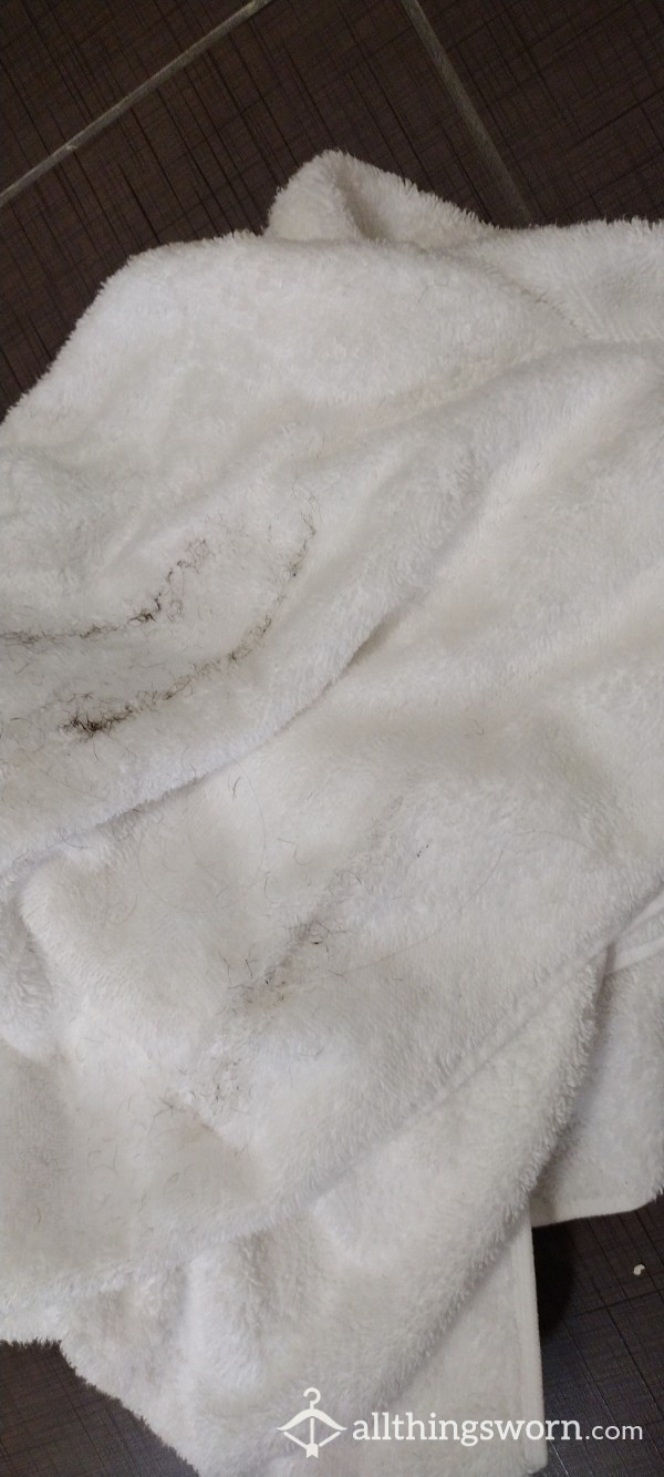 Shower Floor Towel Covered In Shaved Pubes & Butthole Hairs