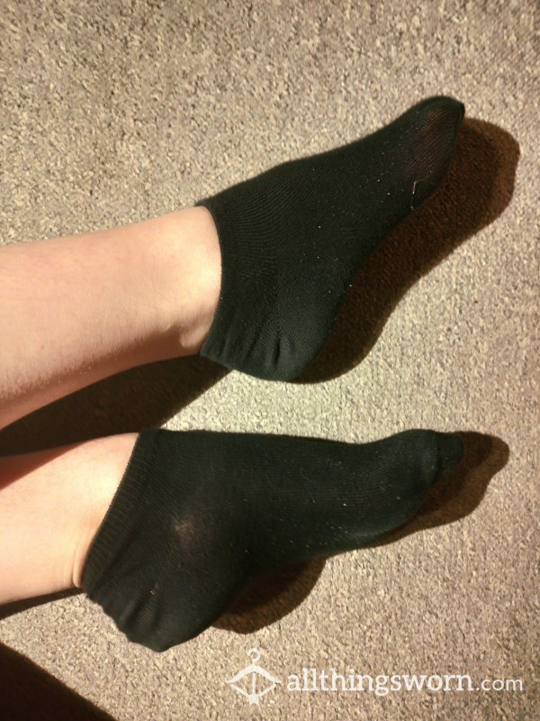 Simple Black Ankle Socks