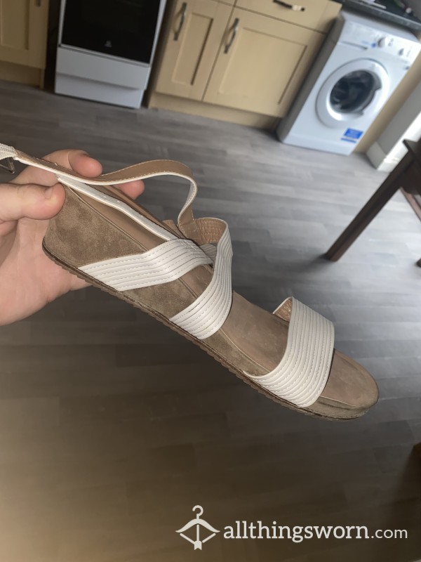 Size 10 White Sandal Wedge