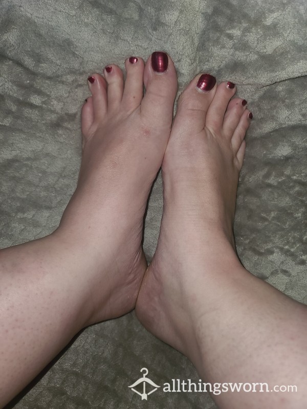 Size 13 - Giantess Wrinkly Soles