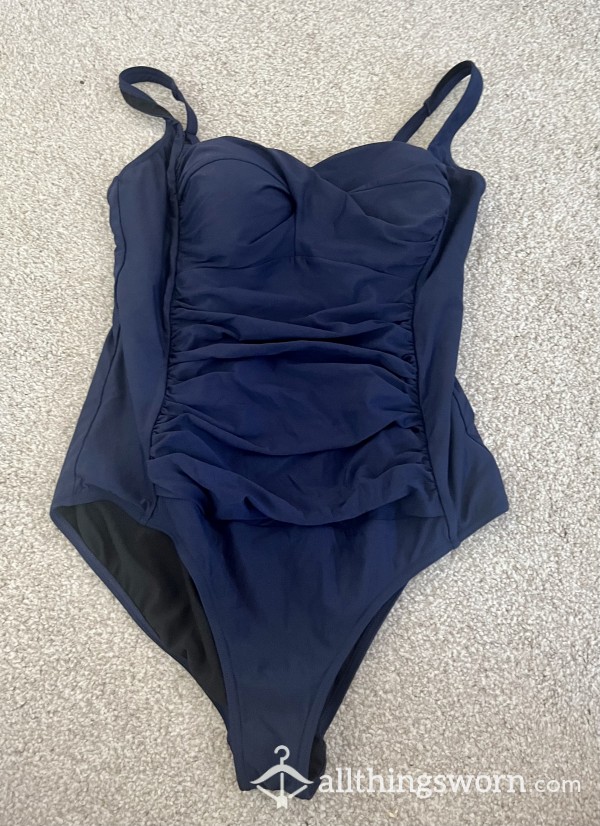 Size 18 (uk) Well Worn Navy Blue Swimsuit