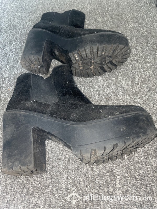 Size Six Well Worn And Dirty Black Boots