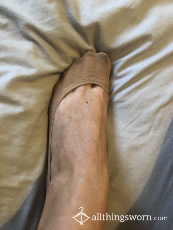 Skin Coloured Dark Brown Pop Foot Side Socks