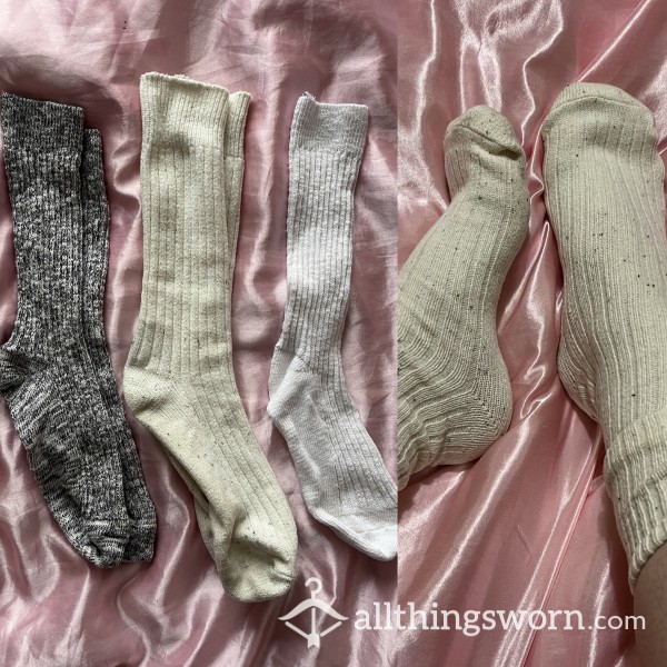 Slouchy Long Well Worn Socks 🧦 Marl White Or Purple-brown 🫶🏼