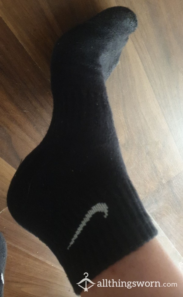 STINKY NIKES 😄 Small Black Worn Socks