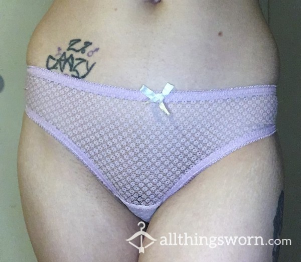Small Lacey Lilac Full Back