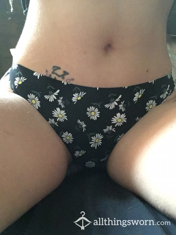 SOLD- Small, Seamless Daisy Thong. So Soft And Comfortable!