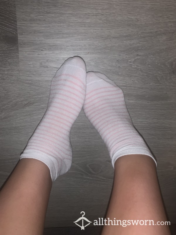 Small Socks With Stripes PINK