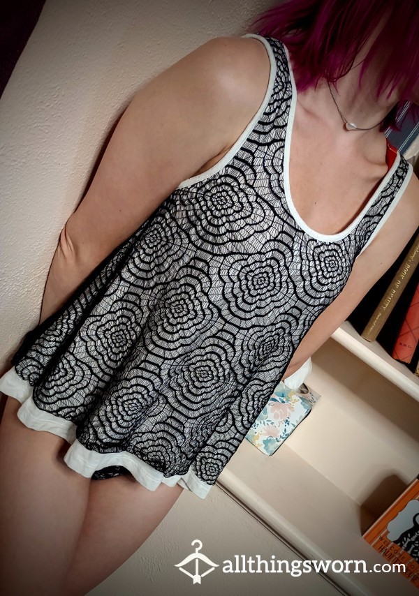 Small Tank Top Black And White
