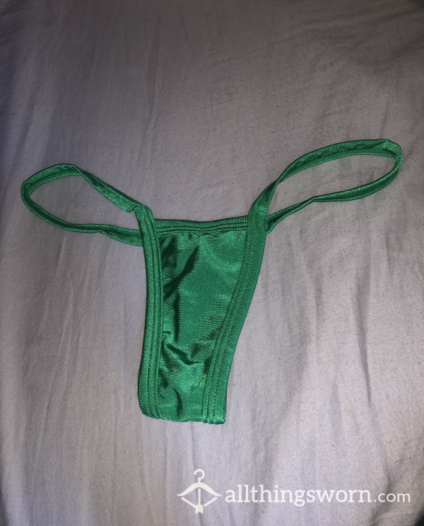 💚Small, Tight Fit, Sexy Green Gstring!