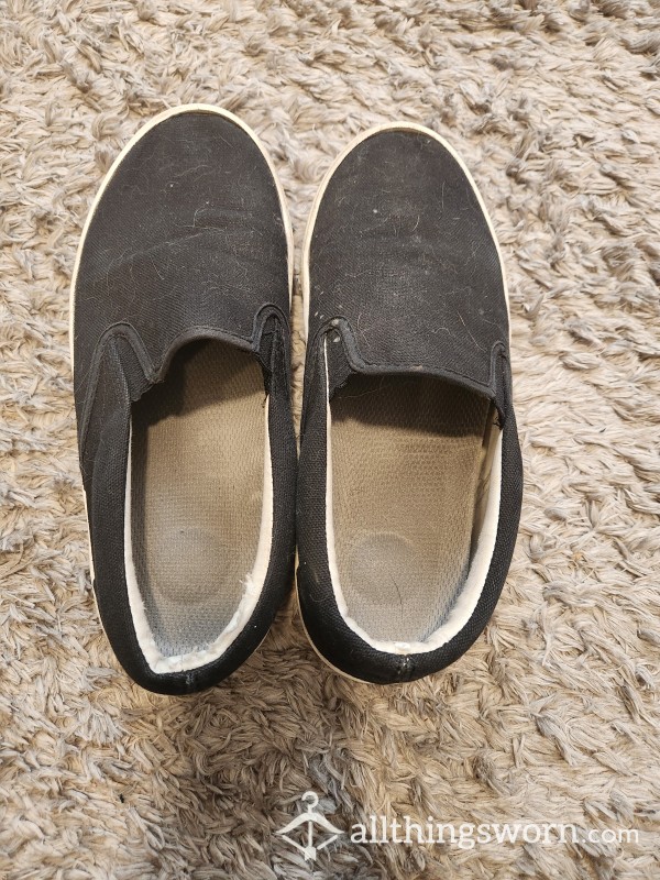 Smelly, Black Flat Work Shoes