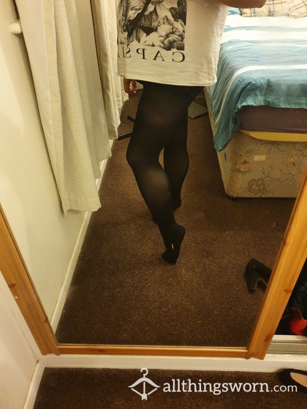 Smelly Black Tights