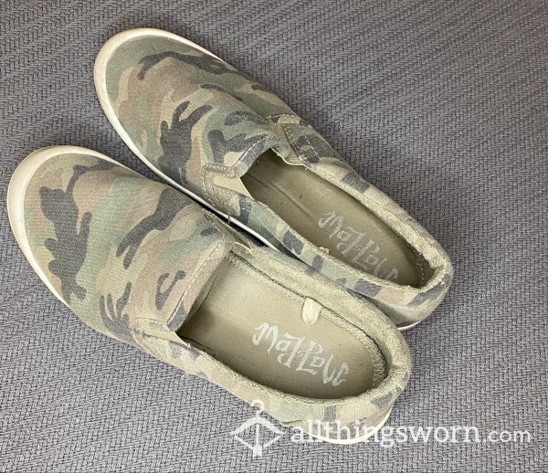 Smelly Camo Slip Ons-Size 9