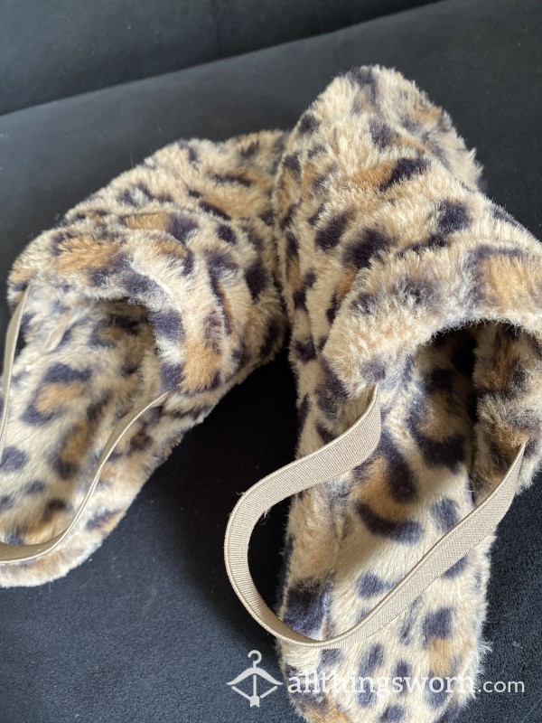 Smelly Furry Leopard Print Slippers