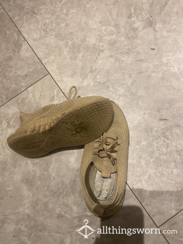Smelly, Super Worn Down Gym Trainers/sneakers
