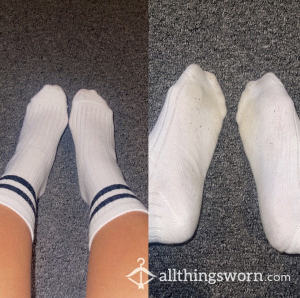 Smelly Sweaty Dirty Gym Socks 🧦
