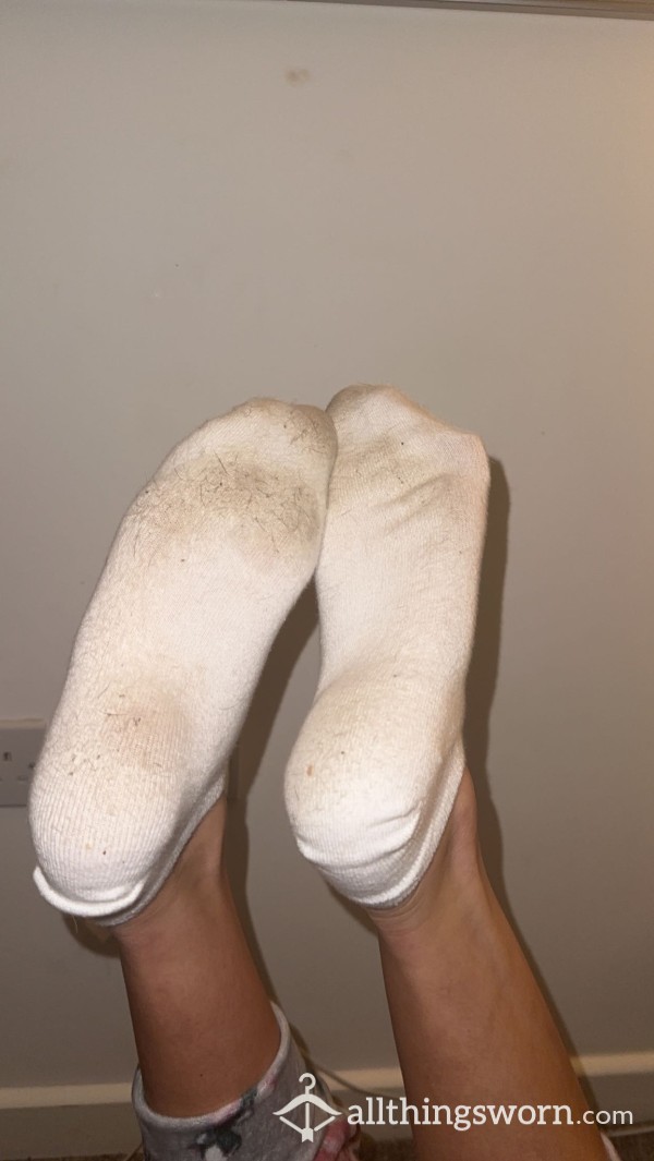 Smelly White Ankle Socks