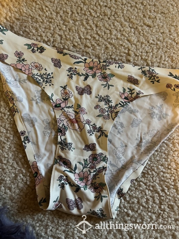 Smooth 🌸 Flower Panties $30