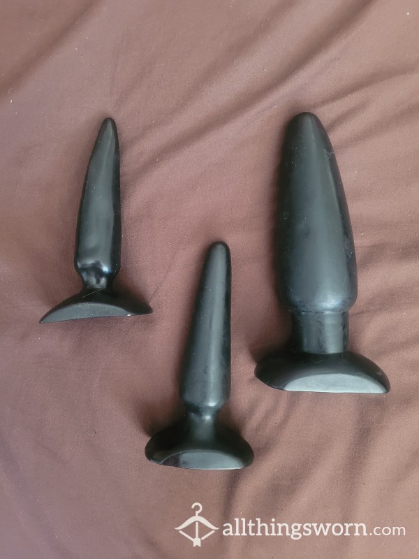 Soft 3 Piece Anal Trainer Set. The Large One Is Way Too Big For Me So I'm Allowing One Of You To Buy This Set To Train Your Ass.