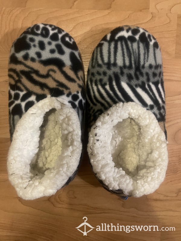 Soft Fuzzy Leopard Slippers