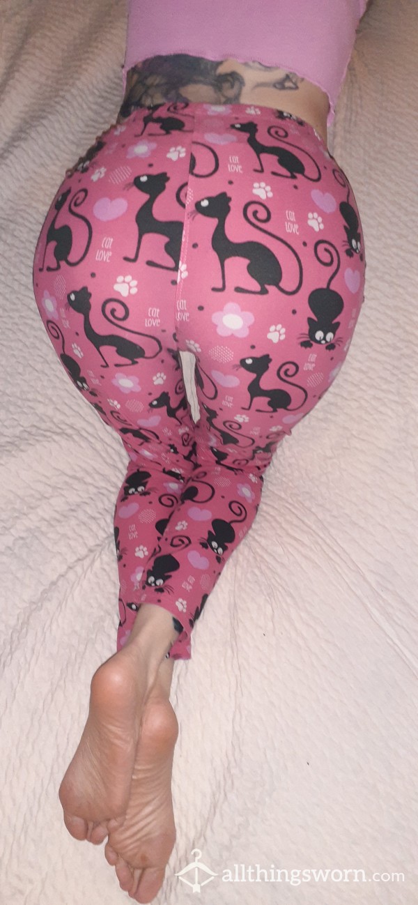 Soft Pink Leggings With Black Cat Print - Size Small