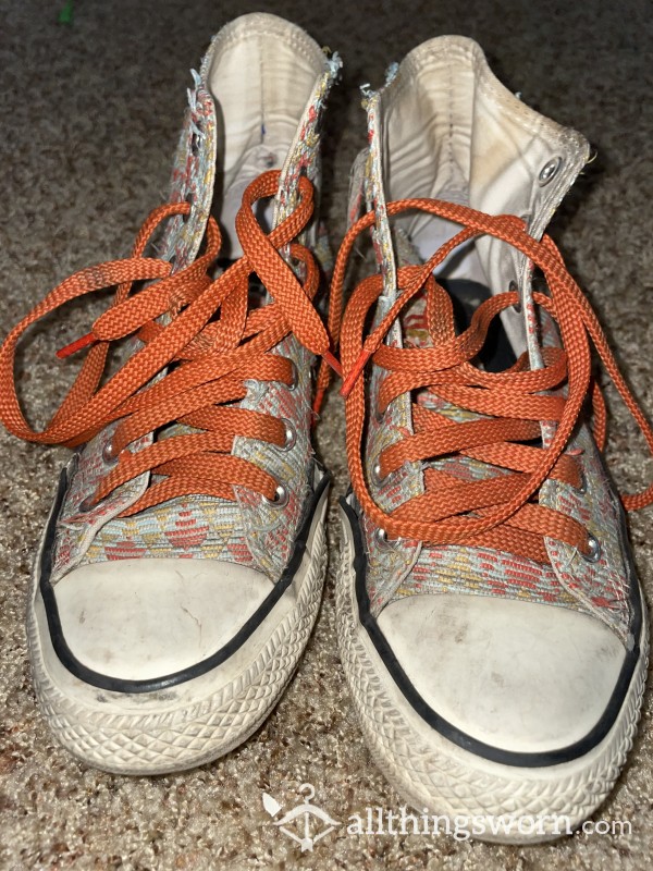 Specialty Pattern Converse